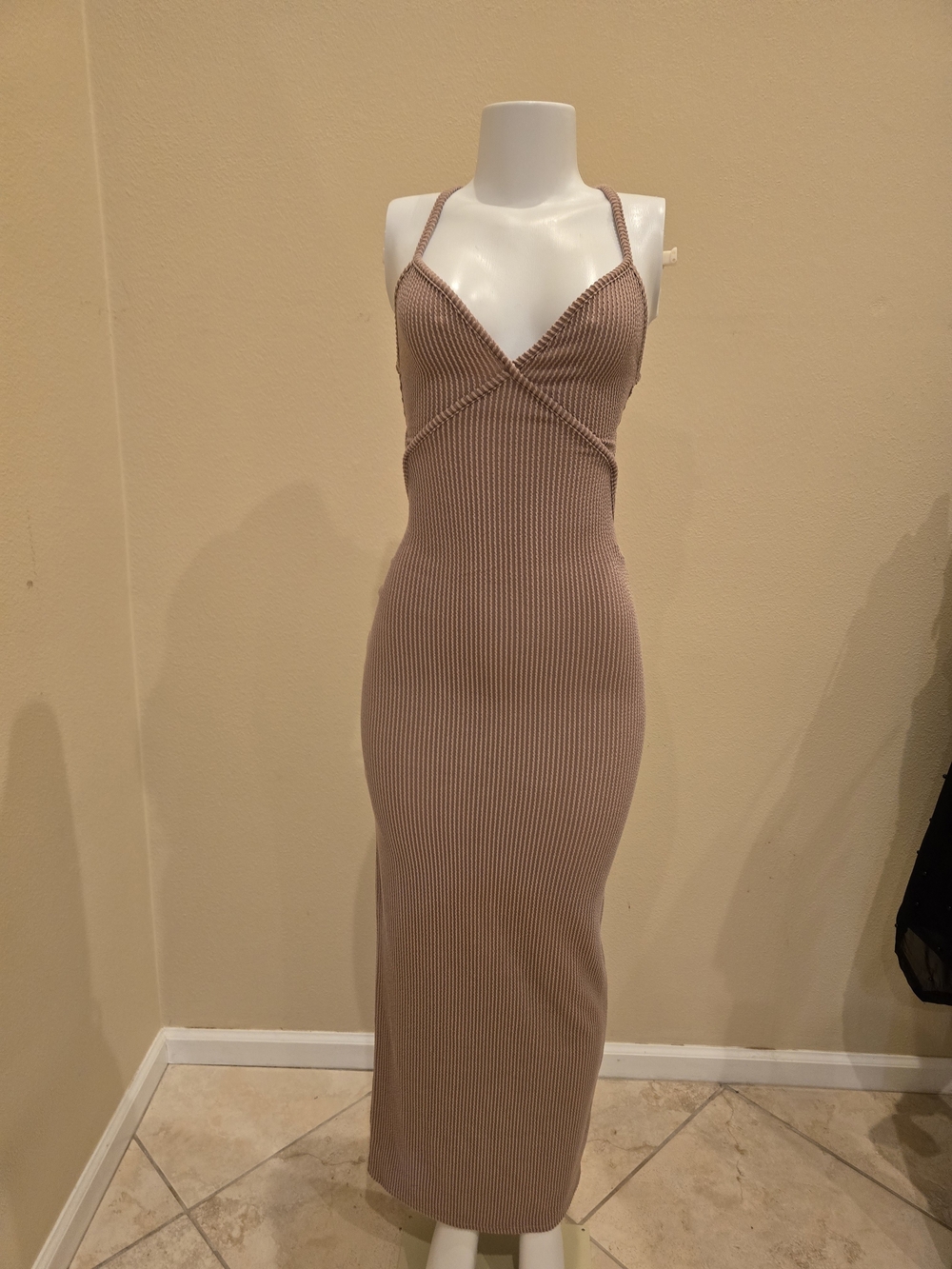 Sleeveless Ribbed Maxi Dress in Mauve Taupe